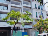 Tòa nhà cho thuê mặt tiền đường Đồng Đen Quận Tân Bình