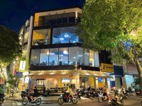 Cho thuê nhà góc 2 mặt tiền 15 Hoa Phượng - Cù Lao quận Phú Nhuận