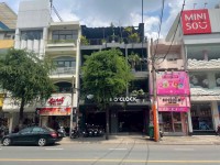 Cho thuê nhà mặt tiền 26-28 Nguyễn Gia Trí (D2) quận Bình Thạnh