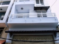 Cho thuê nhà nguyên căn đường Trần Hưng Đạo Quận 1