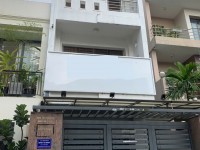 Nhà nguyên căn mặt tiền đường Trần Khánh Dư Quận 1 cho thuê