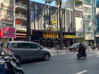 Bán nhà mặt tiền đường 3/2 quận 10