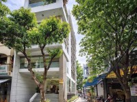 Bán tòa nhà 3 mặt tiền khu đường Hoa diện tích: 6,3x17,5m hầm 6 tầng