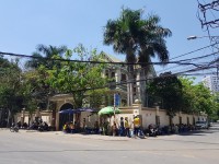 Cho thuê biệt thự nguyên căn 2 mặt tiền đường Nguyễn Văn Hưởng Quận 2