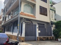 Cho thuê nhà đường Hồ Văn Huê quận Phú Nhuận