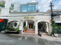Cho thuê nhà đường Hoàng Diệu, nhà nguyên căn chính chủ quận Phú Nhuận