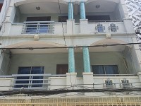 Cho thuê nhà đường Nguyễn Tri Phương quận 10