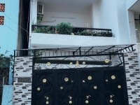 Cho thuê nhà hẻm xe hơi đường Hoàng Hoa Thám quận Phú Nhuận