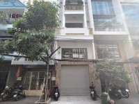 Cho thuê nhà mặt tiền đường Bàu Cát 2 quận Tân Bình