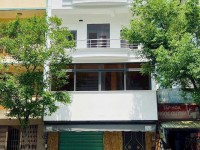 Cho thuê nhà mặt tiền đường Hoàng Hoa Thám