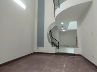 Cho thuê nhà mặt tiền đường Nguyễn Cảnh Dị quận Tân Bình