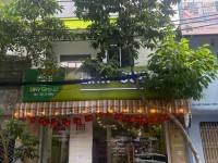 Cho thuê nhà mặt tiền đường Núi Thành quận Tân Bình