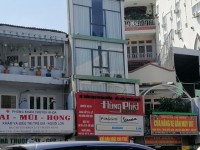 Cho thuê nhà đường Phan Đăng Lưu Quận Phú Nhuận 1 trệt 2 lầu