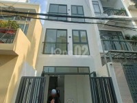 Cho thuê nhà mặt tiền đường Phó Đức Chính quận Bình Thạnh