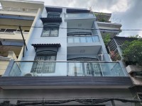 Cho thuê nhà mặt tiền đường số 4 Quận 3