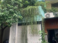 Cho thuê nhà mặt tiền đường Trần Doãn Khanh Quận 1