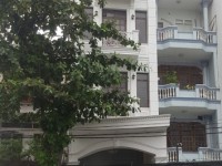 Cho thuê nhà mặt tiền nguyên căn đường Đào Duy Anh quận Phú Nhuận