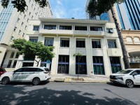 Tòa nhà cho thuê mặt tiền đường Hàm Nghi Quận 1